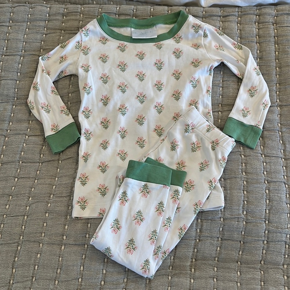 Toddler Girls LAKE pajamas
